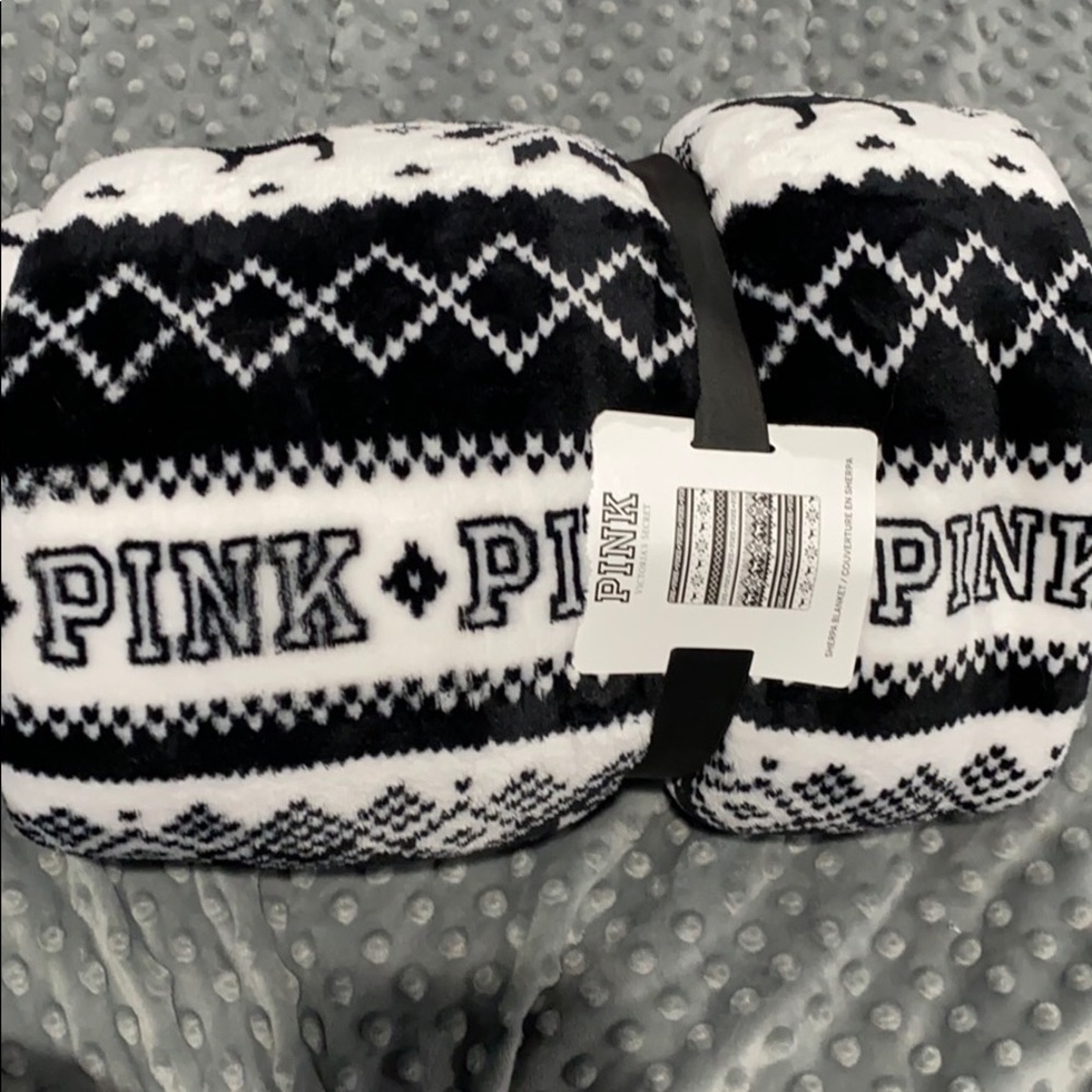 Victoria’s Secret Pink Sherpa Blanket